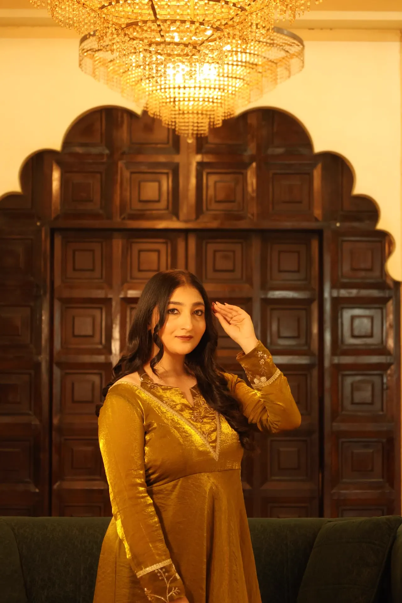 Gold tissue anarkali